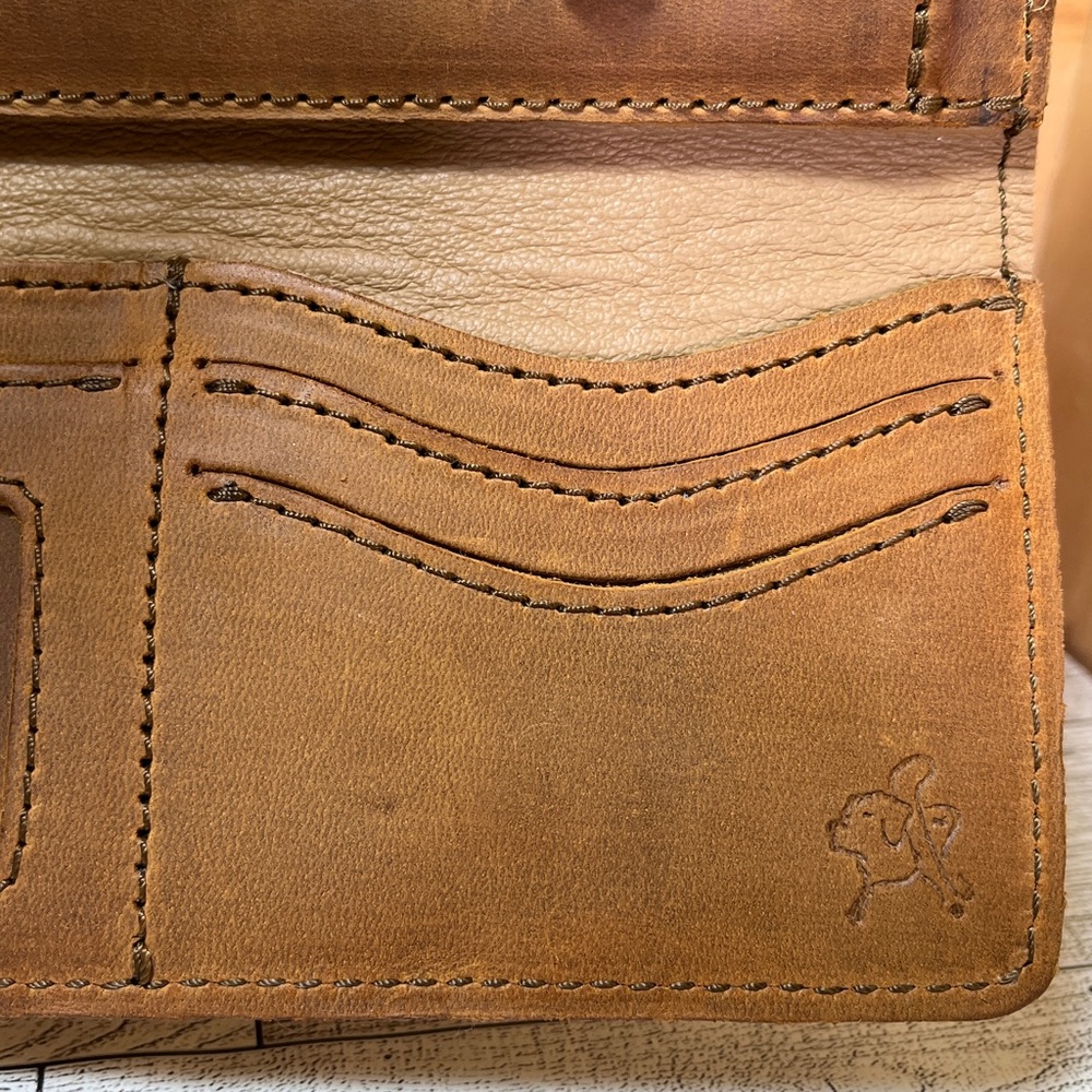 EUC Saddleback Leather Co Trifold Rustic Brown Tobacco Leather Wallet - Picture 11 of 17